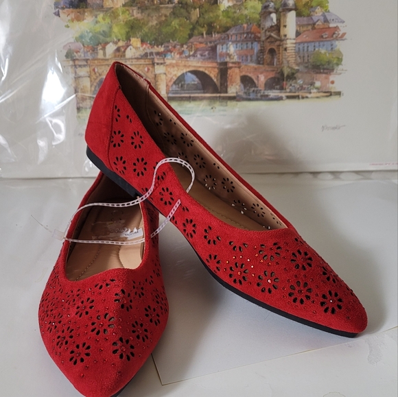 Forever Comfort Shoes - Forever Comfort Red Women's Ballerinas size 8.5 new without box